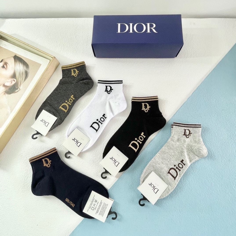 DIOR